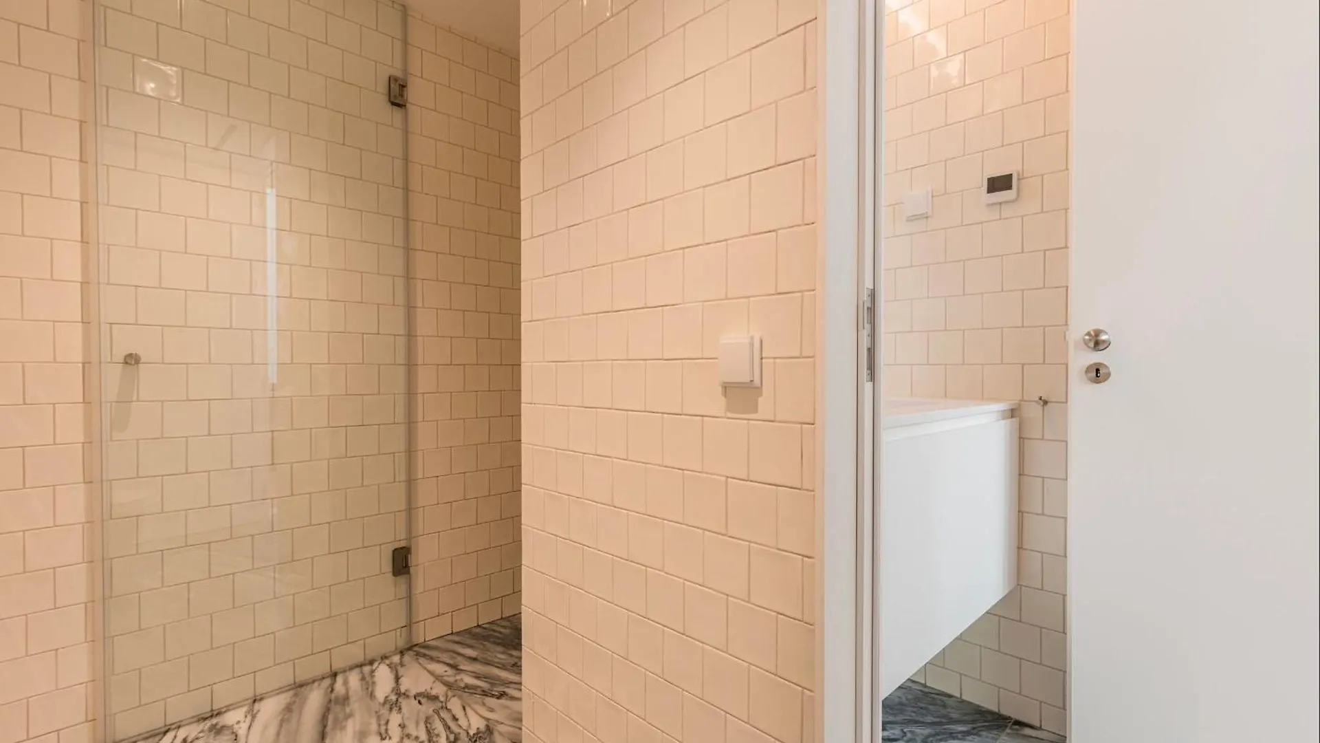 Whome Lisbon'S Elite A Stylish & Modern Studio W Patio Apartment