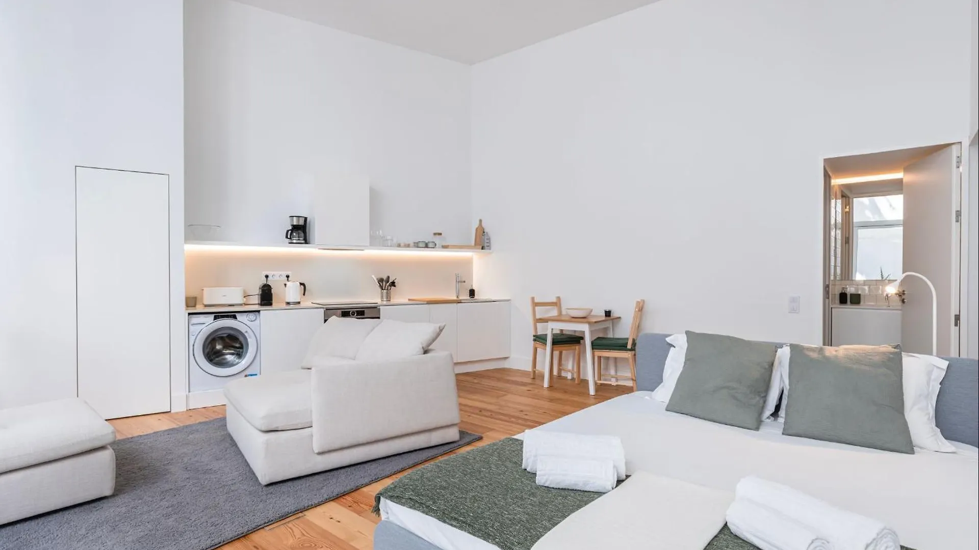 Whome Lisbon'S Elite A Stylish & Modern Studio W Patio