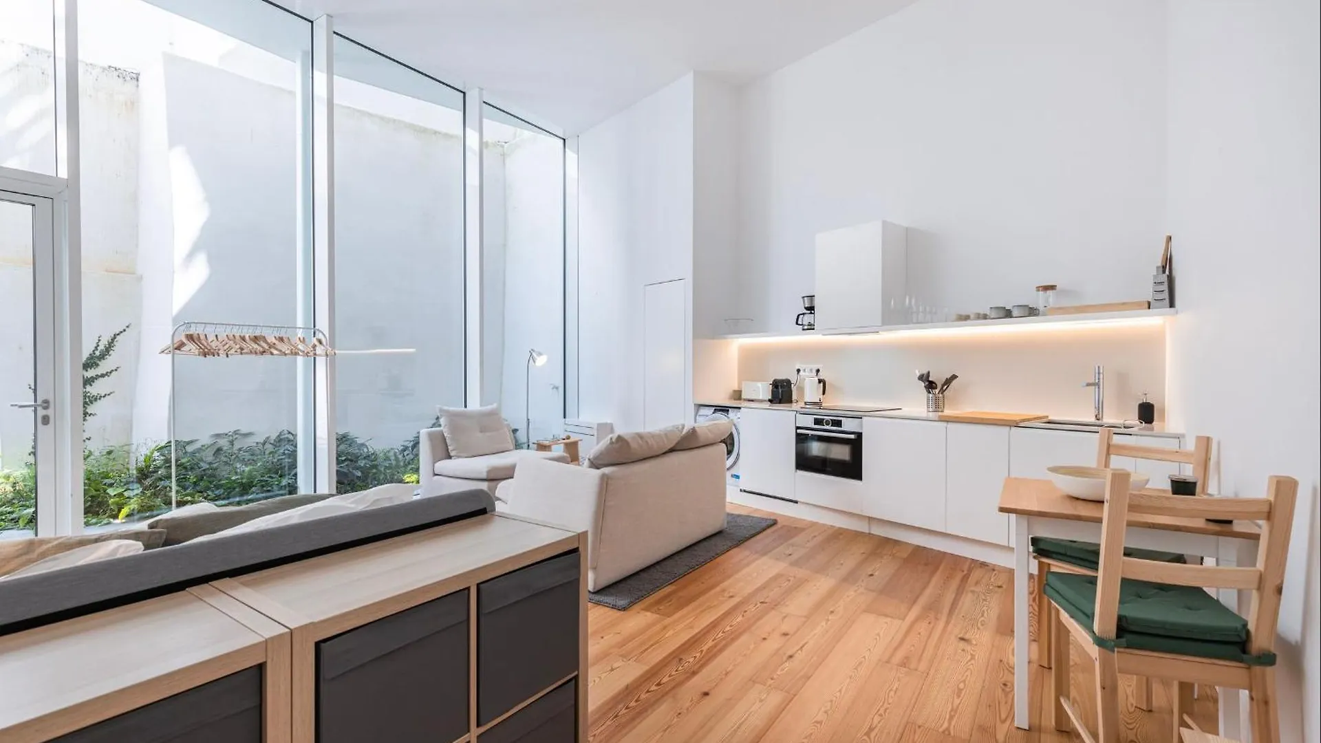Whome Lisbon'S Elite A Stylish & Modern Studio W Patio Apartment